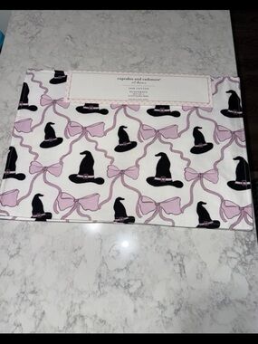 New Cupcakes and Cashmere Witch Hats and Bows Placemats